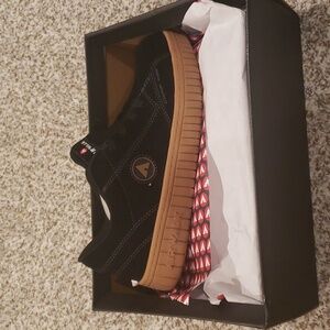 Airwalk women's composite work shoes